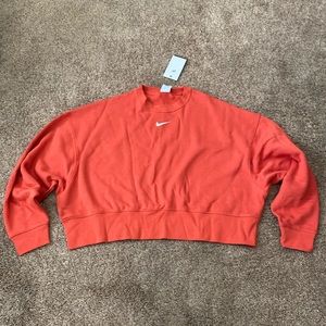 Nike | NWT Women’s Oversized Crewneck Sweatshirt